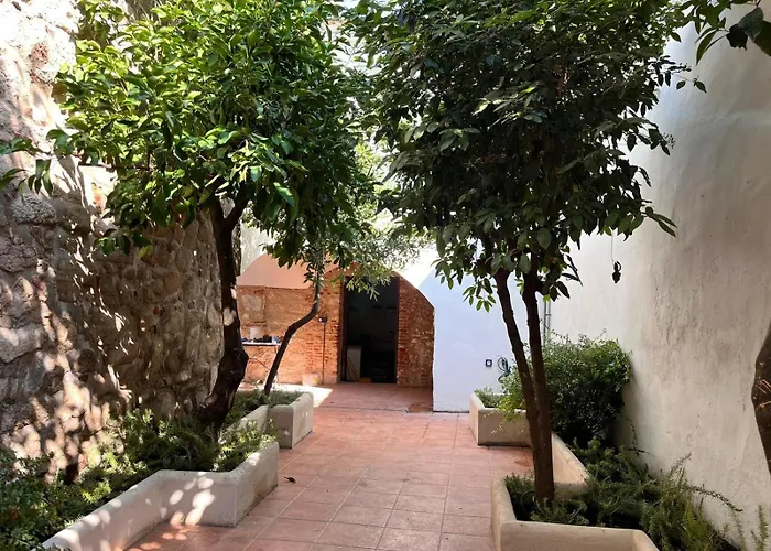 Casa De Solis Trujillo